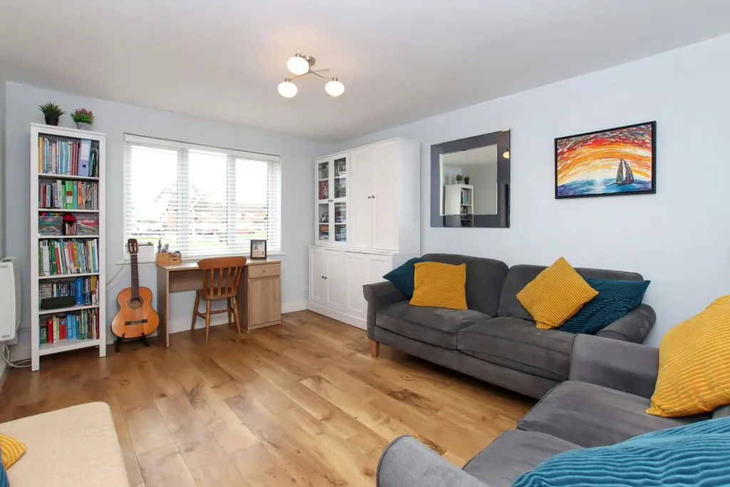 Church Hill, Cheddington, Buckinghamshire, LU7 0SX, photo 2