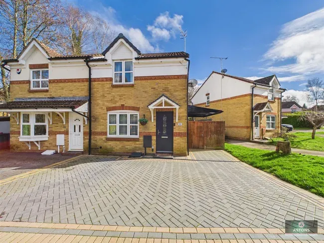 3 bed house for sale — Shoreham Road, Maidenbower