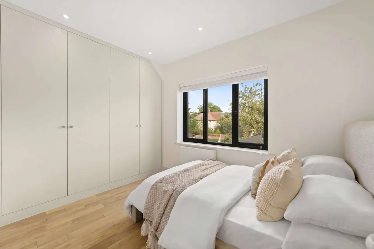 Verdun Road, Barnes, London, SW13 9AX, photo 12