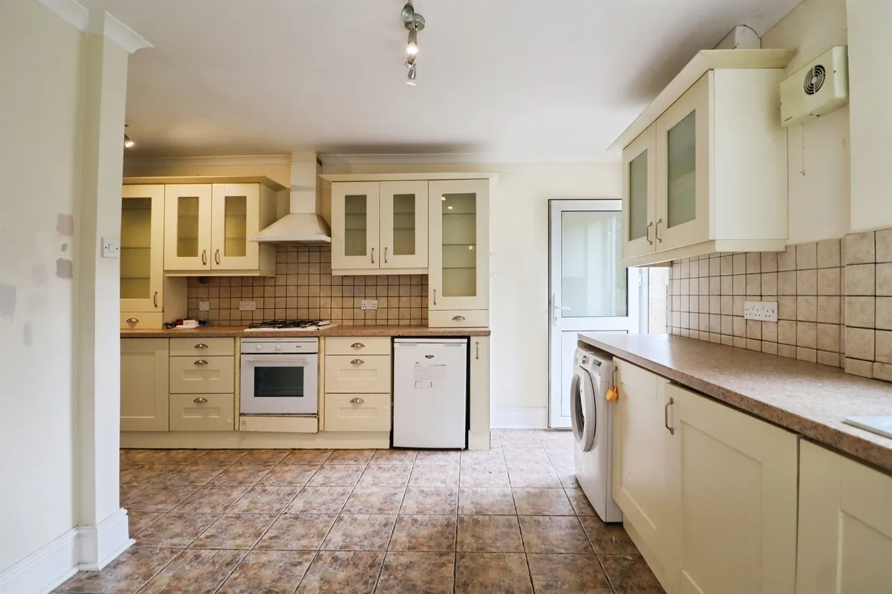 Taunton Avenue, Cardiff, CF3, photo 8