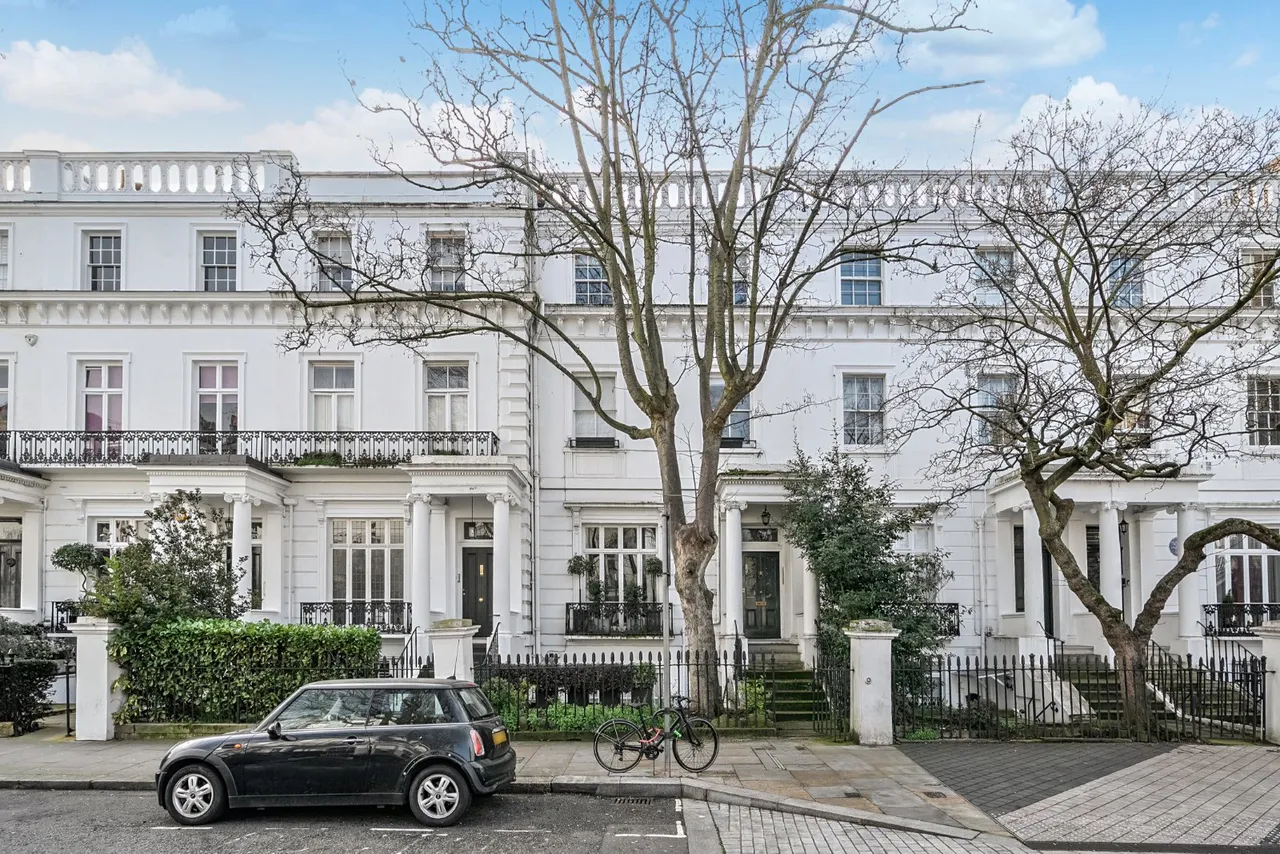 2 bed flat for sale — Thurloe Street, South Kensington, London, SW7