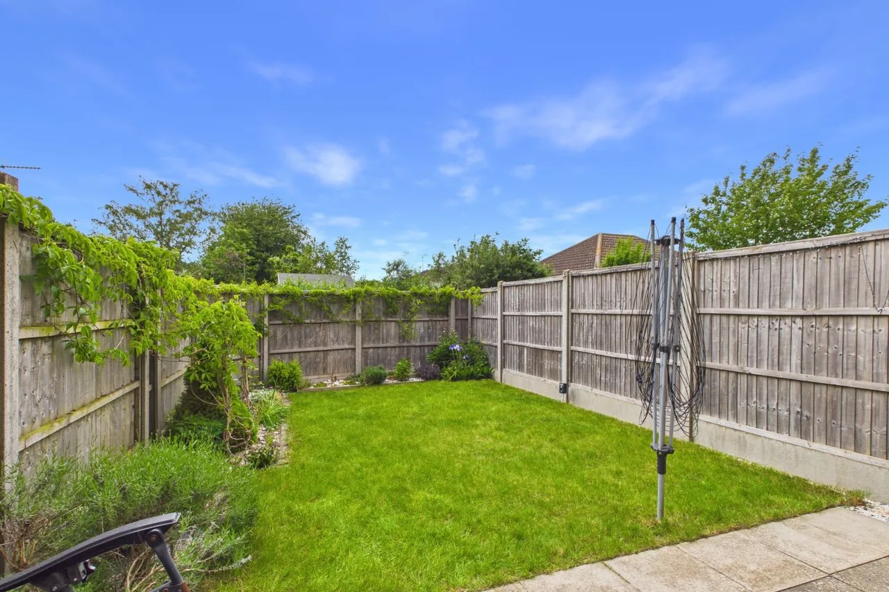 McLaren Gardens, Spalding, PE11, photo 13