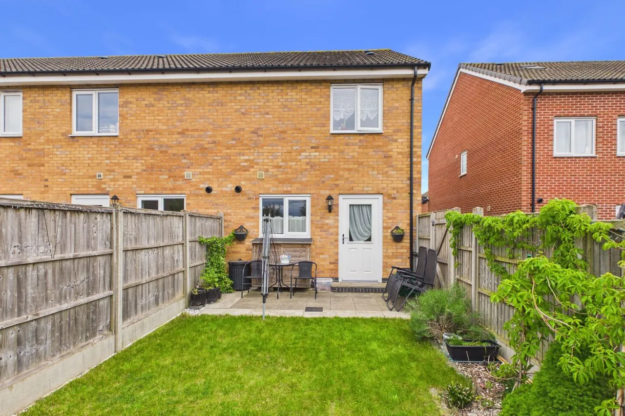 McLaren Gardens, Spalding, PE11, photo 14