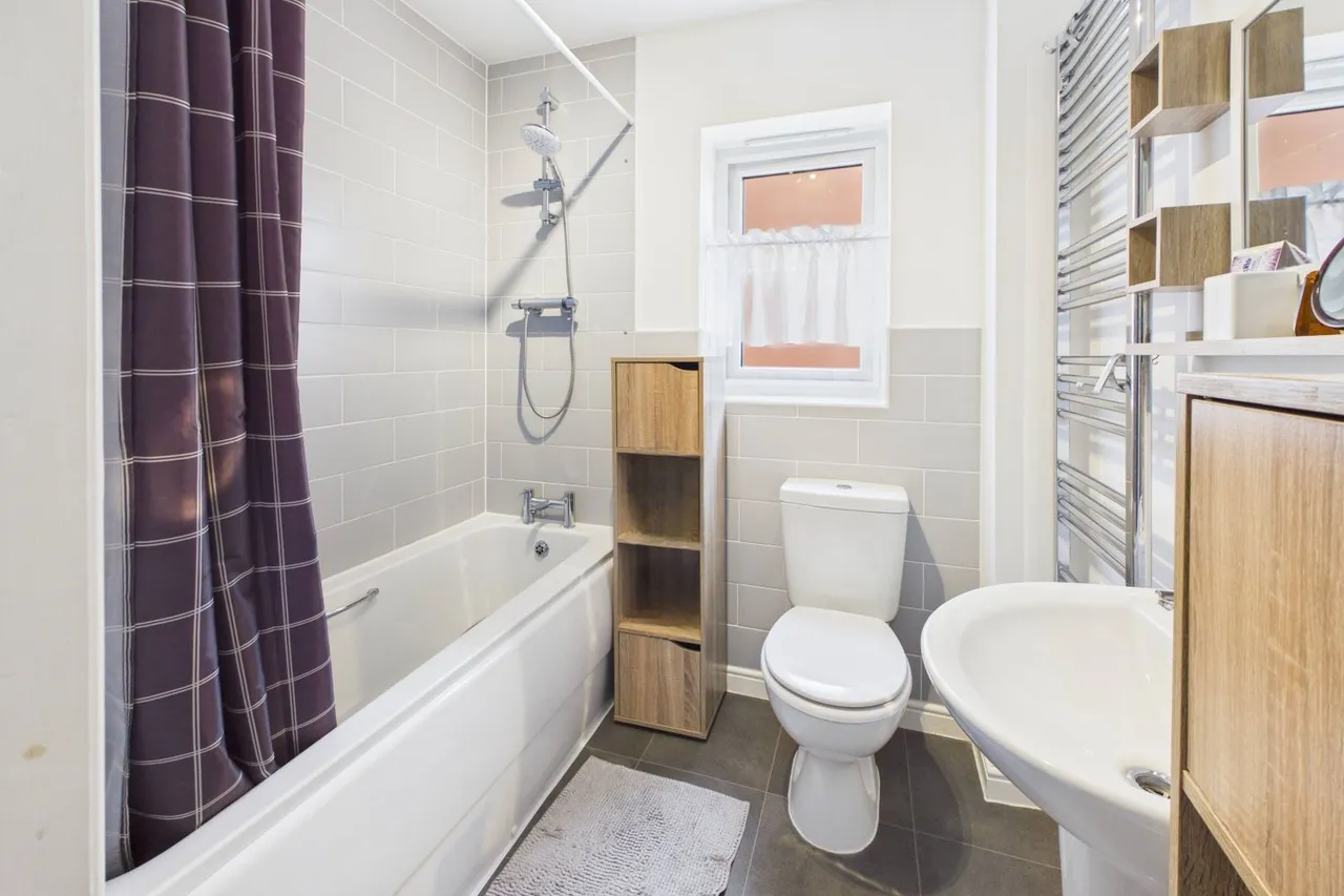 McLaren Gardens, Spalding, PE11, photo 12