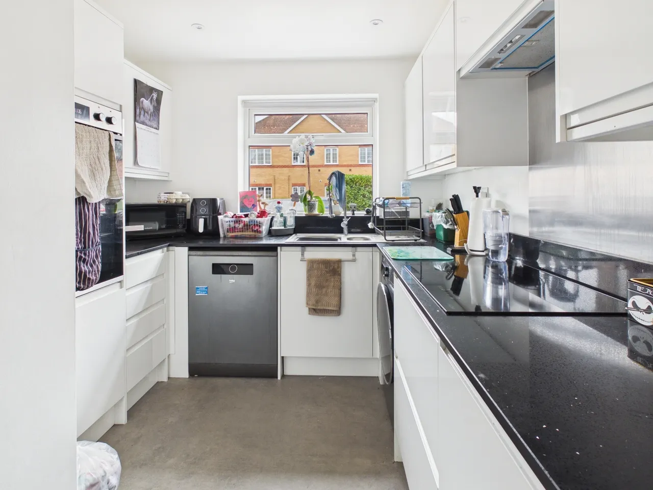 Ashford Crescent, Ashford, TW15, photo 3