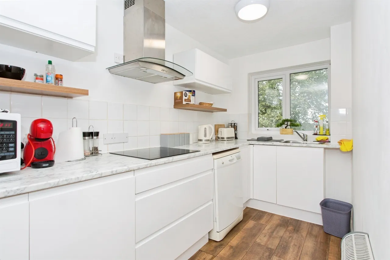 Armstrong Close, Newmarket, CB8, photo 6