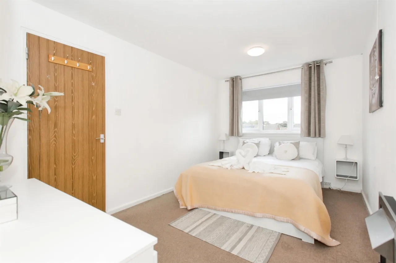 Armstrong Close, Newmarket, CB8, photo 9