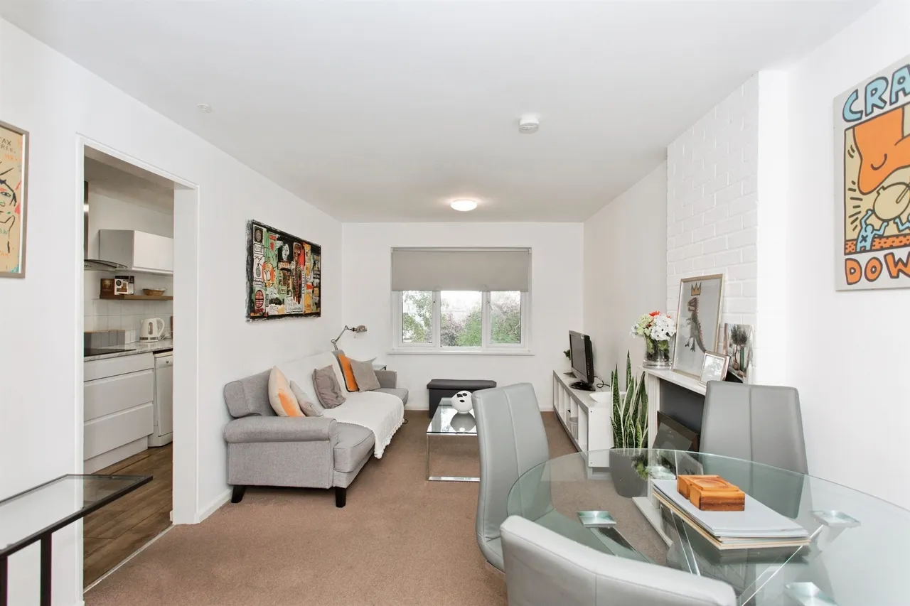 Armstrong Close, Newmarket, CB8, photo 4