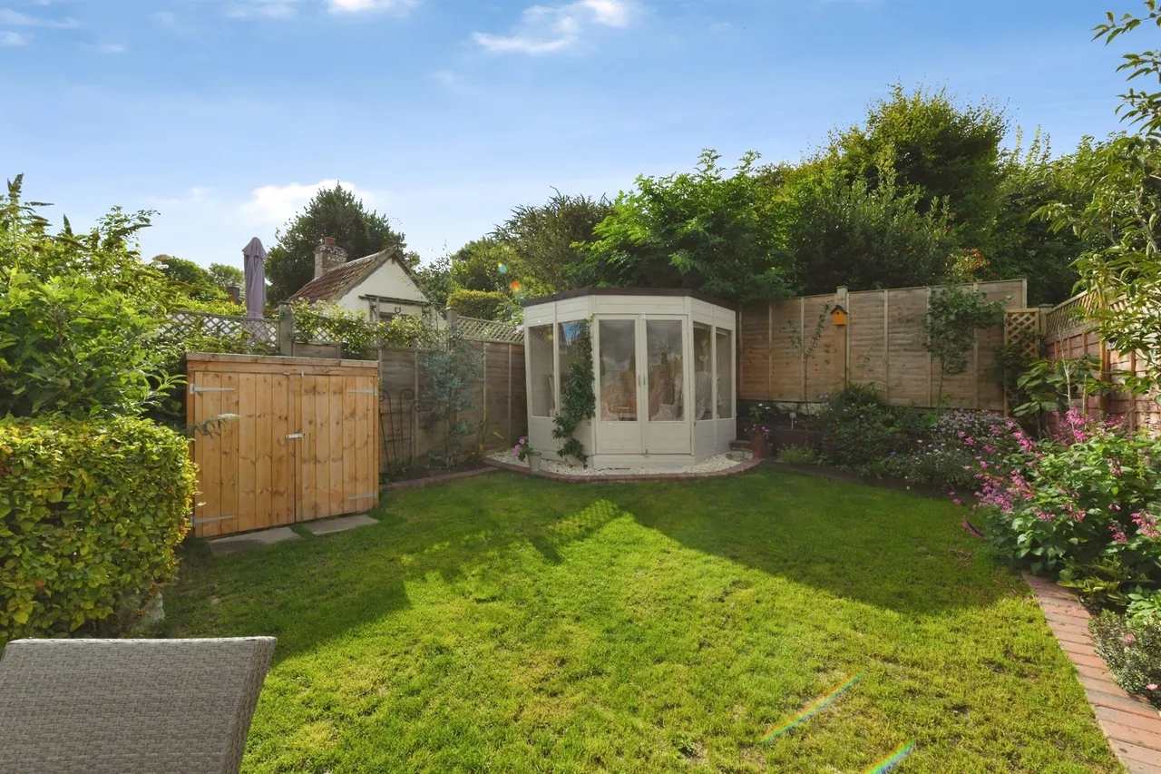 Court Lane, Bratton, BA13, photo 11