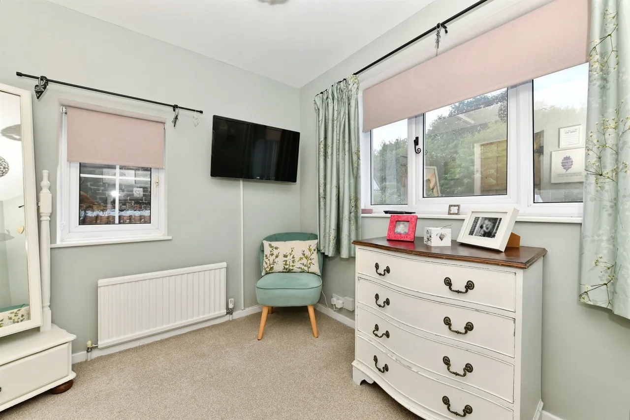 Court Lane, Bratton, BA13, photo 20
