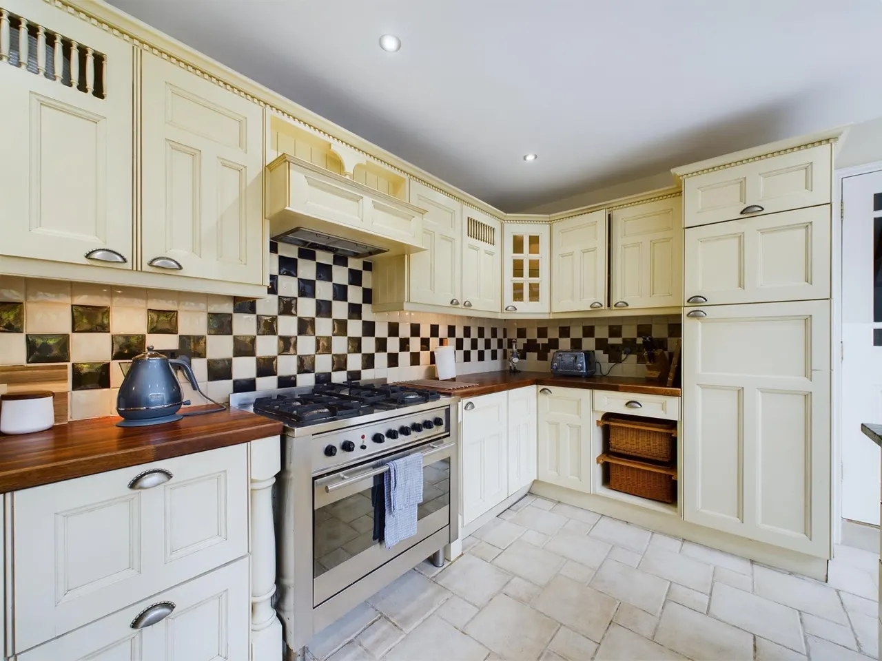 Upper Newtownards Road, Belfast, BT4, photo 8