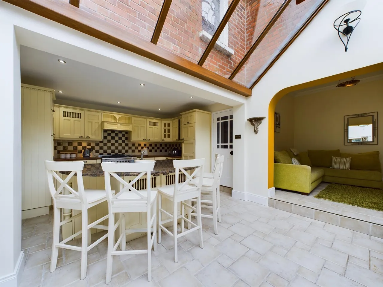 Upper Newtownards Road, Belfast, BT4, photo 11