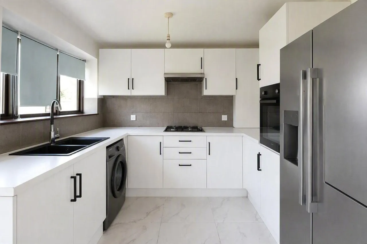 Flamingo Walk, Hornchurch, RM12, photo 4