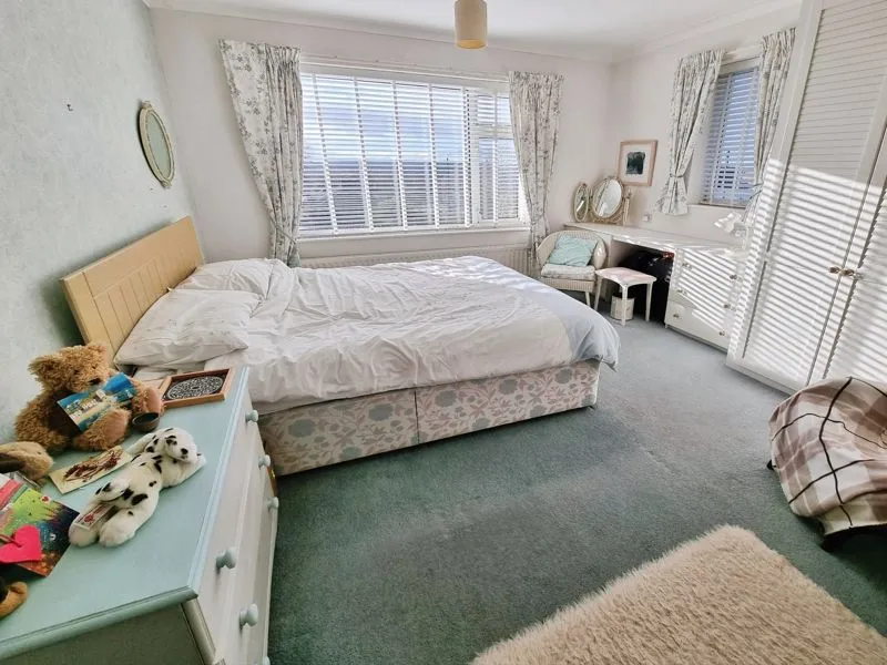 Queens Road, Dene Shiel Newcastle upon Tyne, NE15, photo 8