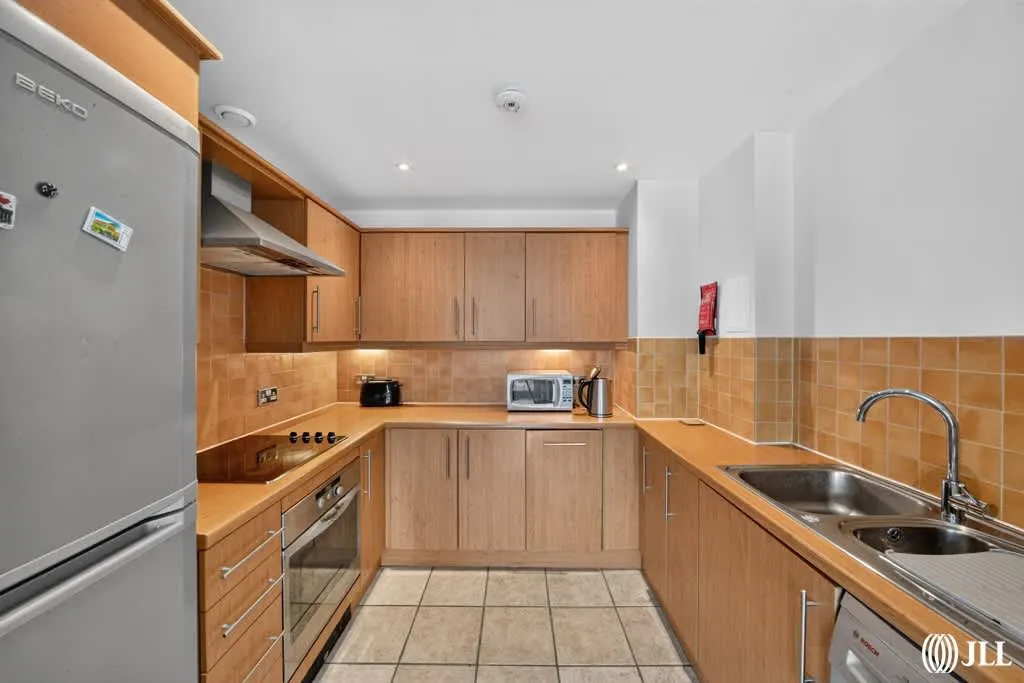 Gerry Raffles Square, Stratford, E15, photo 5