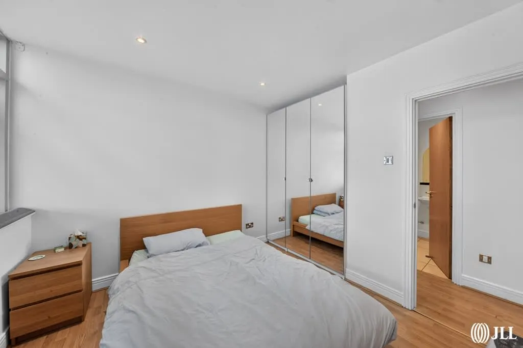 Gerry Raffles Square, Stratford, E15, photo 8