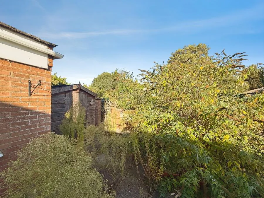 St. Polycarps Drive, Holbeach Drove, PE12, photo 21