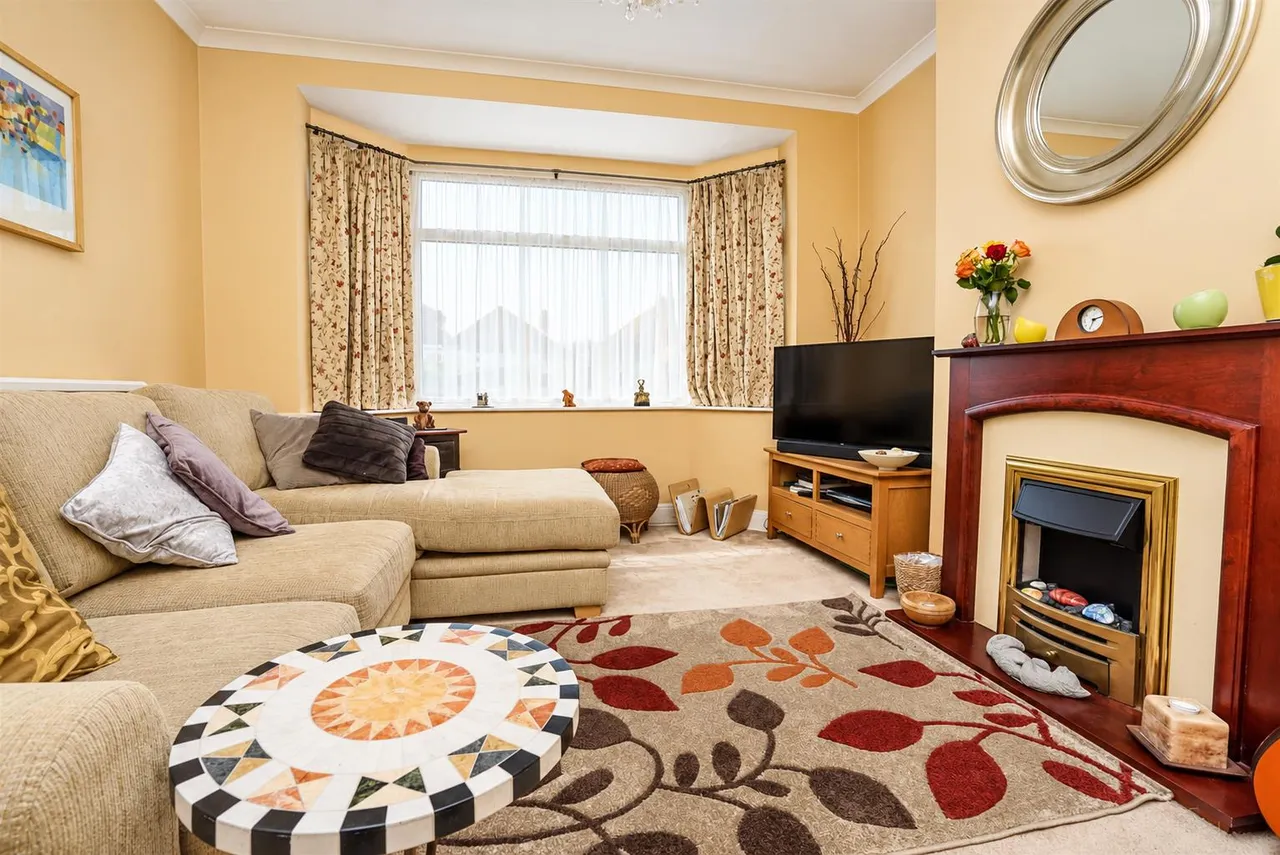 Park Drive, Hastings, photo 18