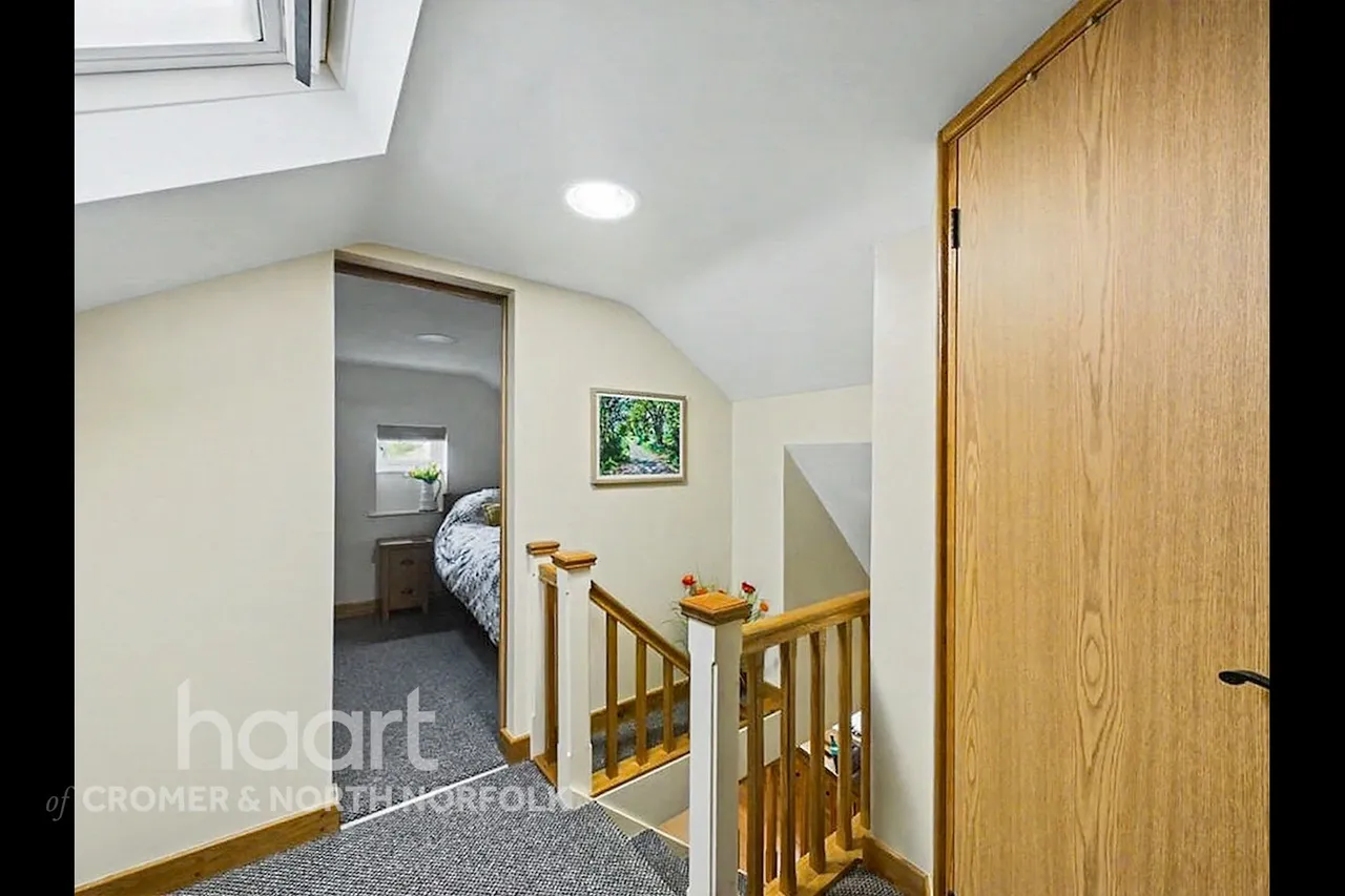 Tuppenny Grove, Holt, NR25, photo 26