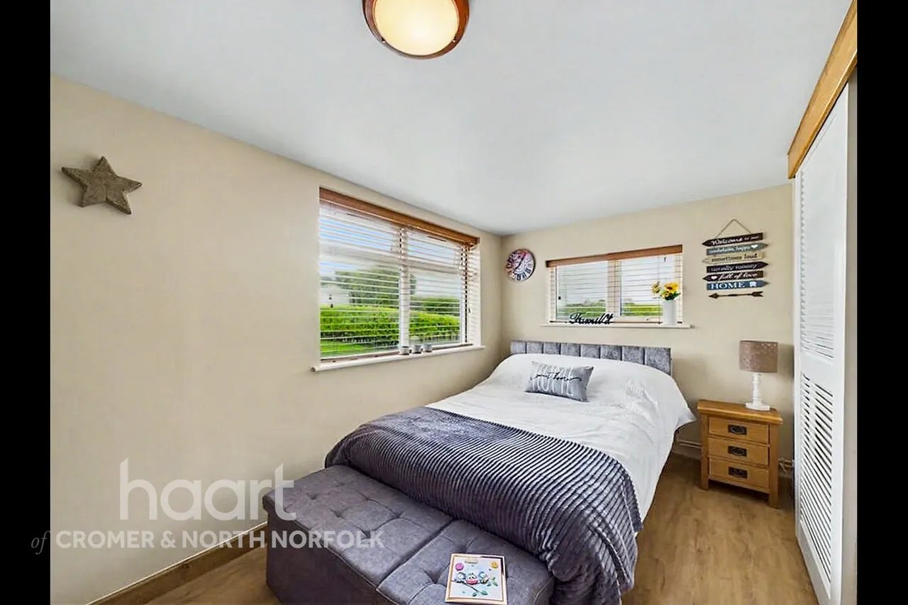Tuppenny Grove, Holt, NR25, photo 18