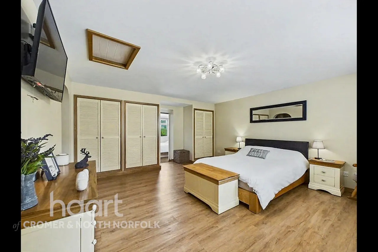 Tuppenny Grove, Holt, NR25, photo 12