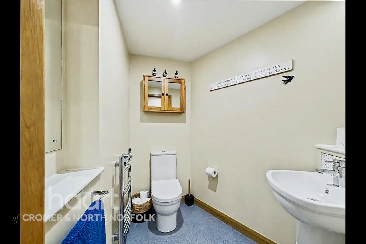 Tuppenny Grove, Holt, NR25, photo 16
