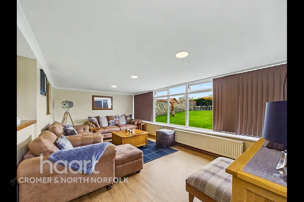 Tuppenny Grove, Holt, NR25, photo 8