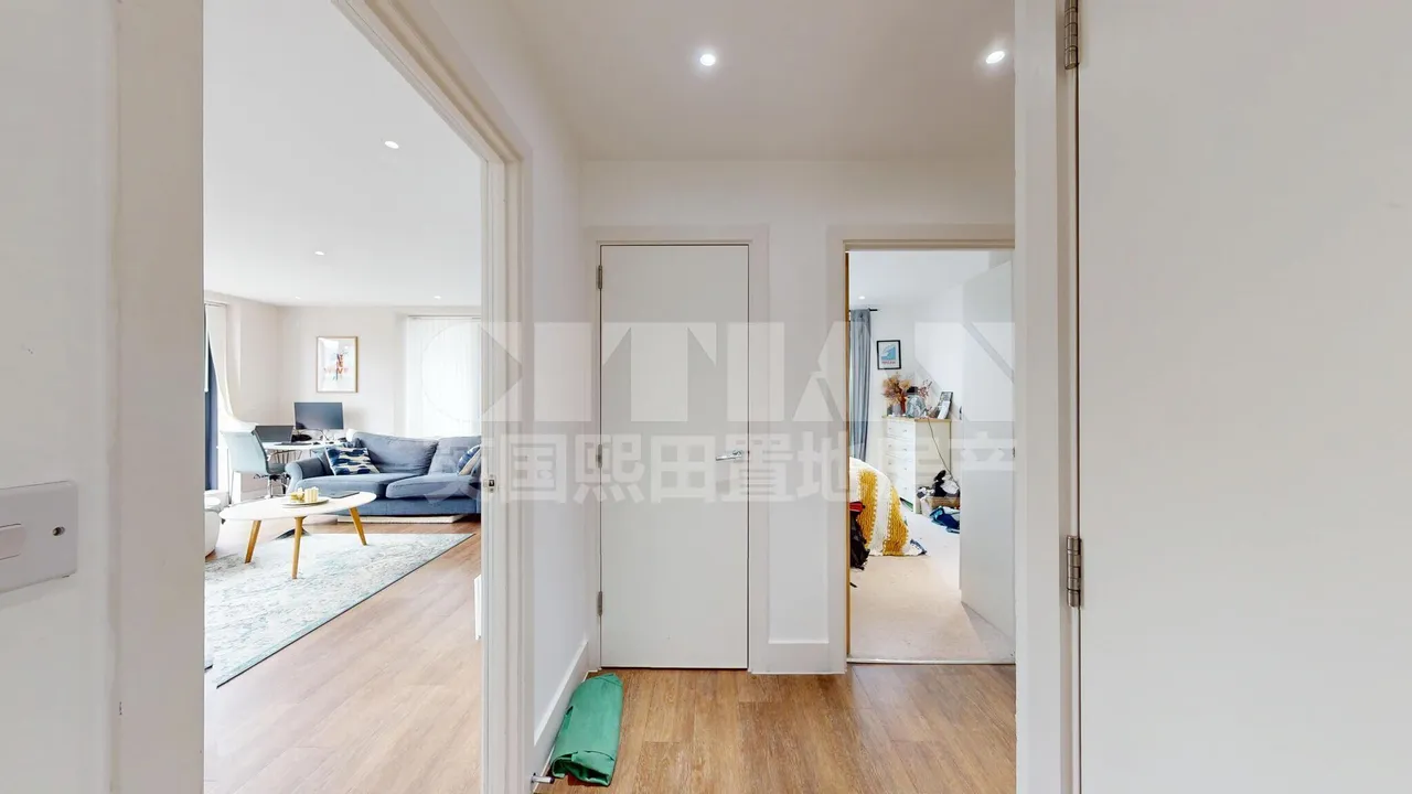 Westleigh Avenue, London, SW15, photo 11