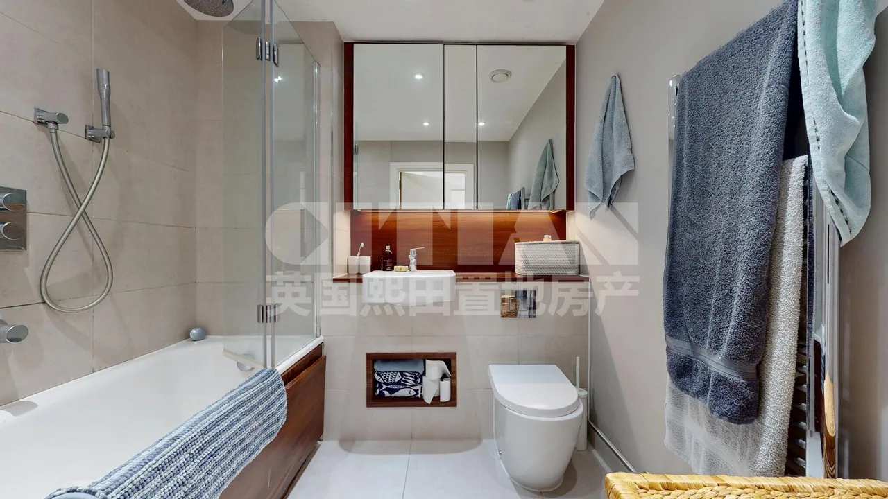 Westleigh Avenue, London, SW15, photo 16