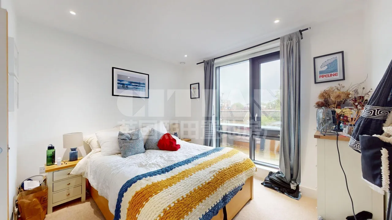 Westleigh Avenue, London, SW15, photo 12