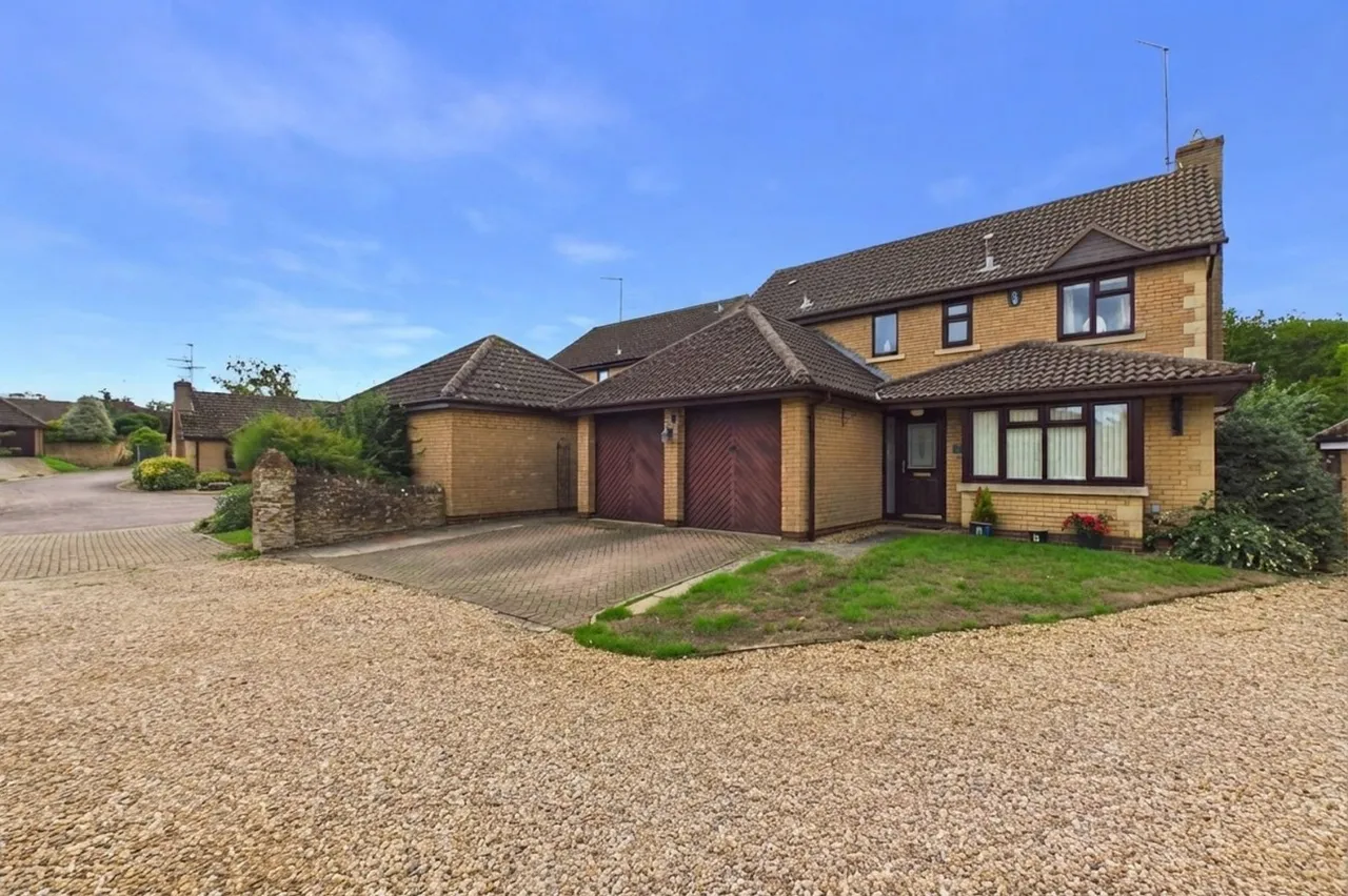 4 bed house for sale, Jeyes Close, Moulton, NN3