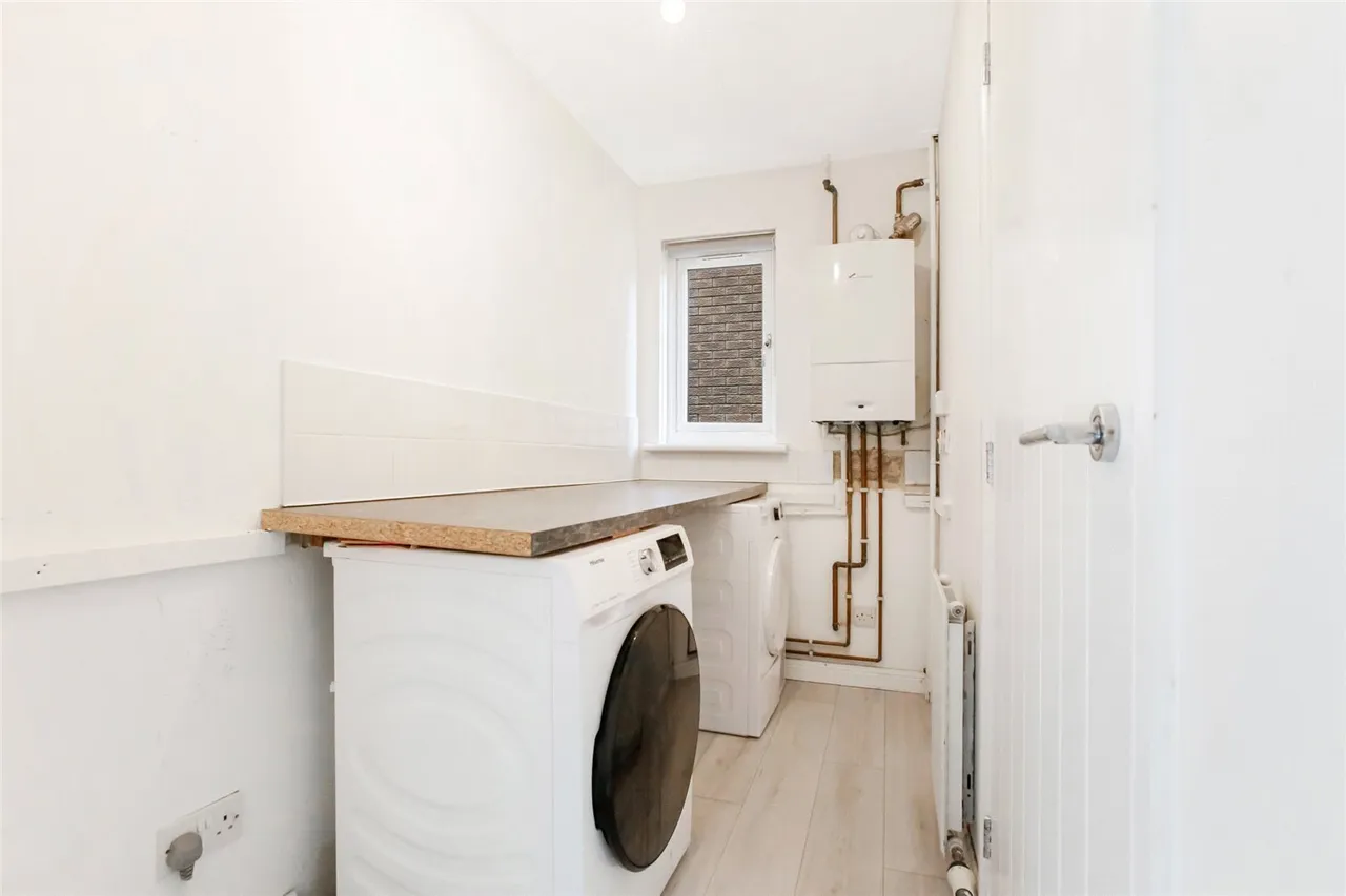 Beechwood Grove, Uphall Station, EH54, photo 9