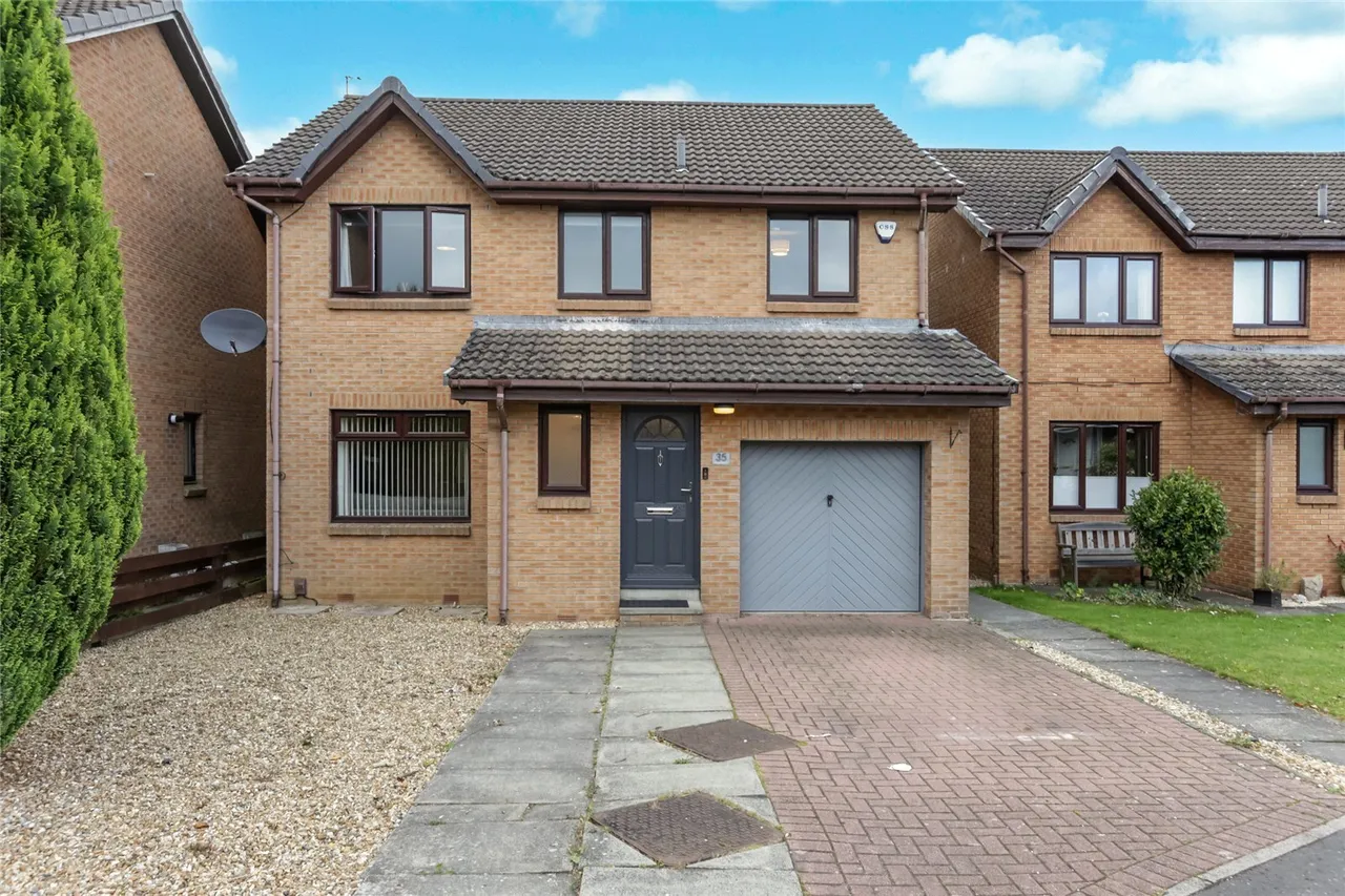 Beechwood Grove, Uphall Station, EH54, photo 21