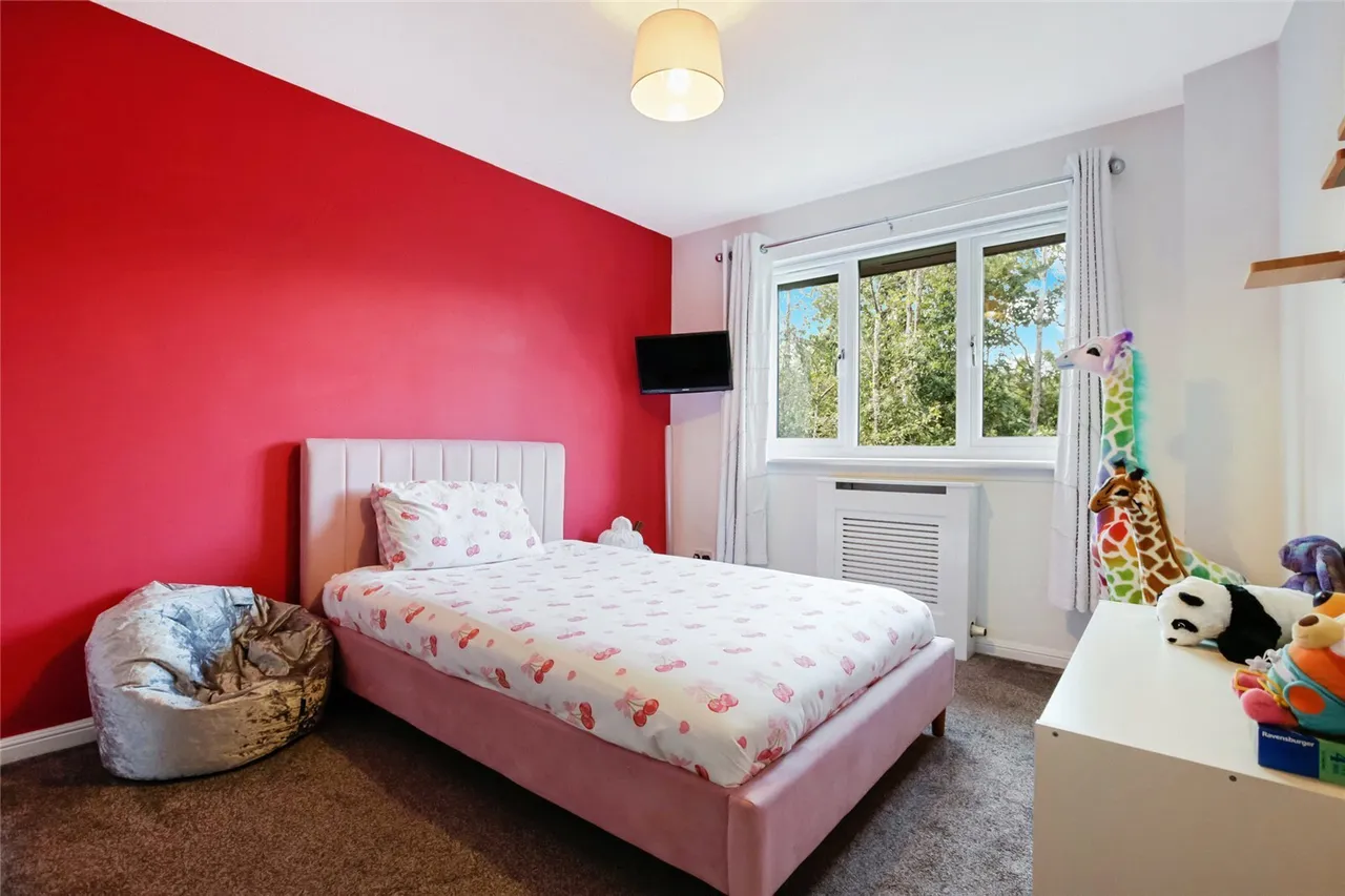 Beechwood Grove, Uphall Station, EH54, photo 16
