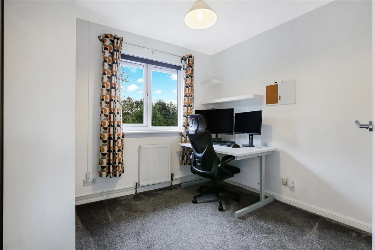 Beechwood Grove, Uphall Station, EH54, photo 17