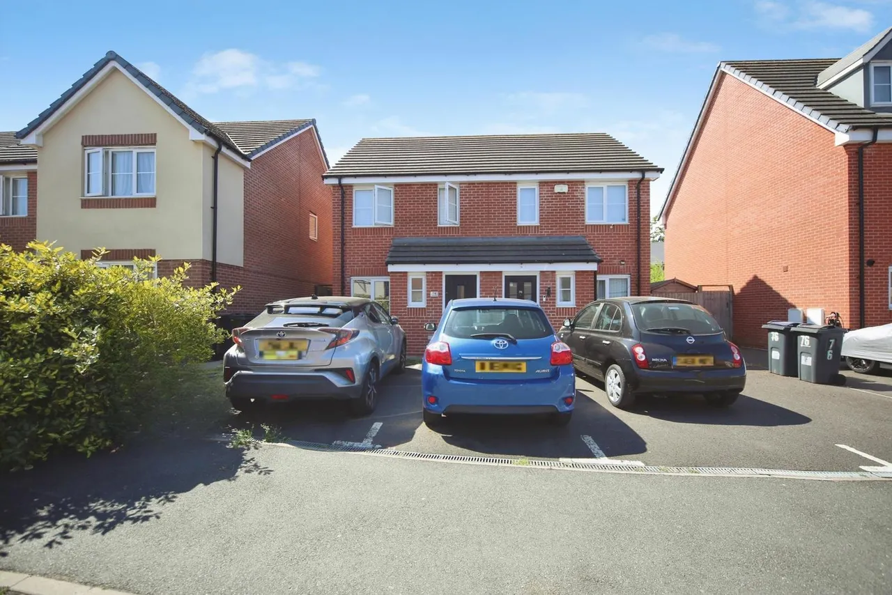 2 bed house for sale, Electric Way, Birmingham, B11