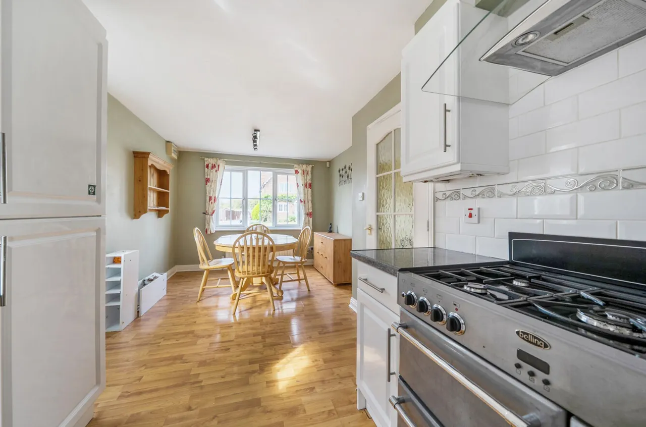 Oak Tree Lane, Woodgate, PO20, photo 3