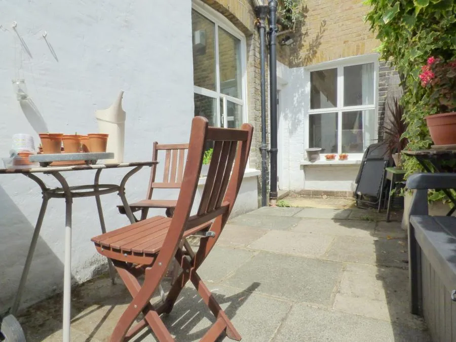 Lee High Road, London, SE13, photo 6