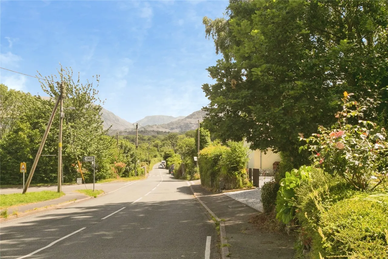 Hen Durnpike, Tregarth, LL57, photo 16