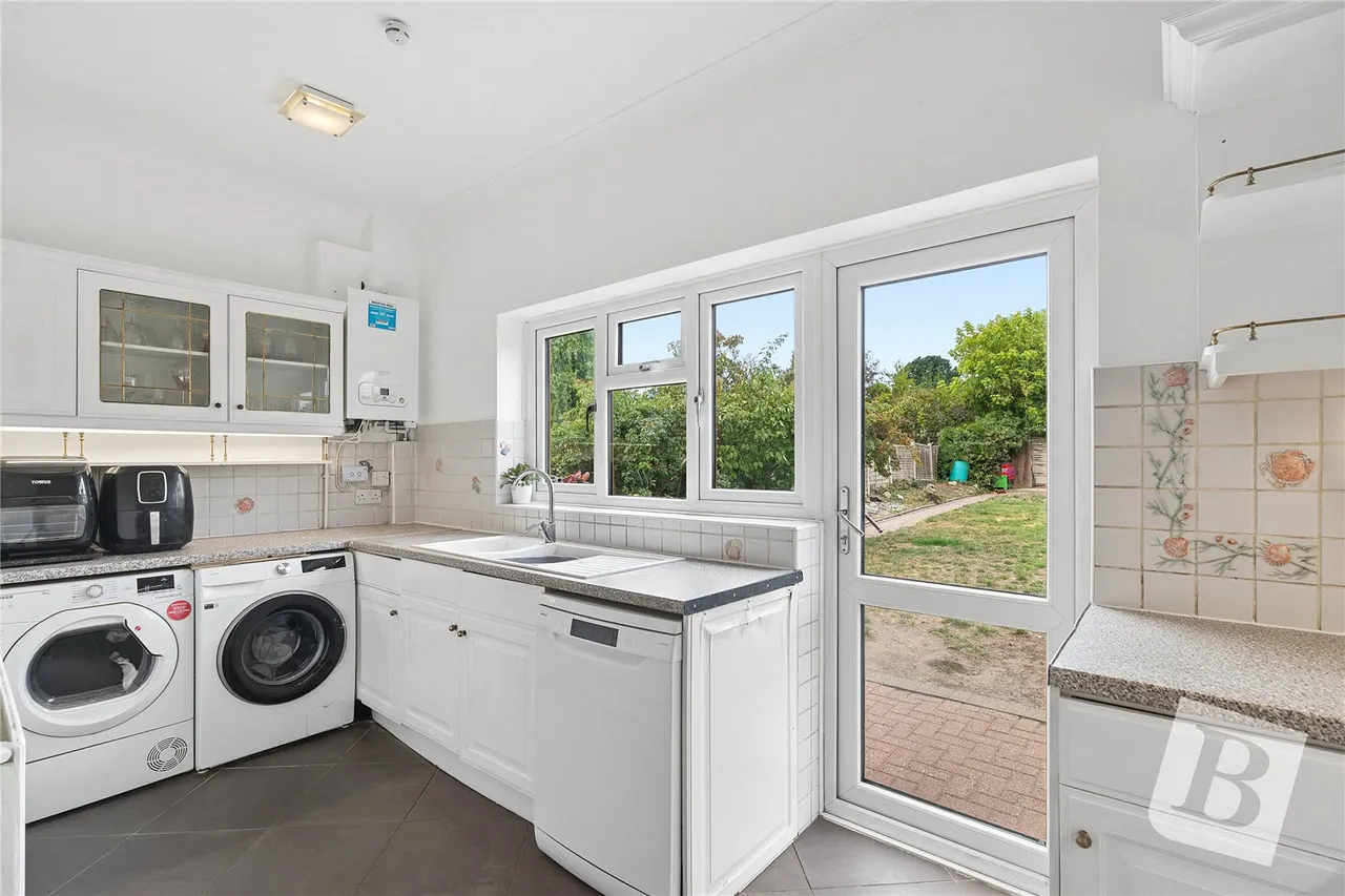 Grosvenor Drive, Hornchurch, RM11, photo 6