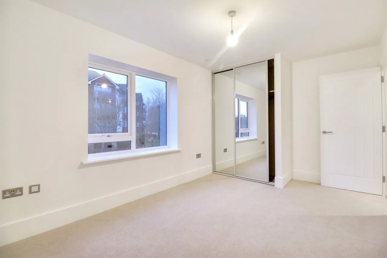 Church Street, Basildon, SS14, photo 8