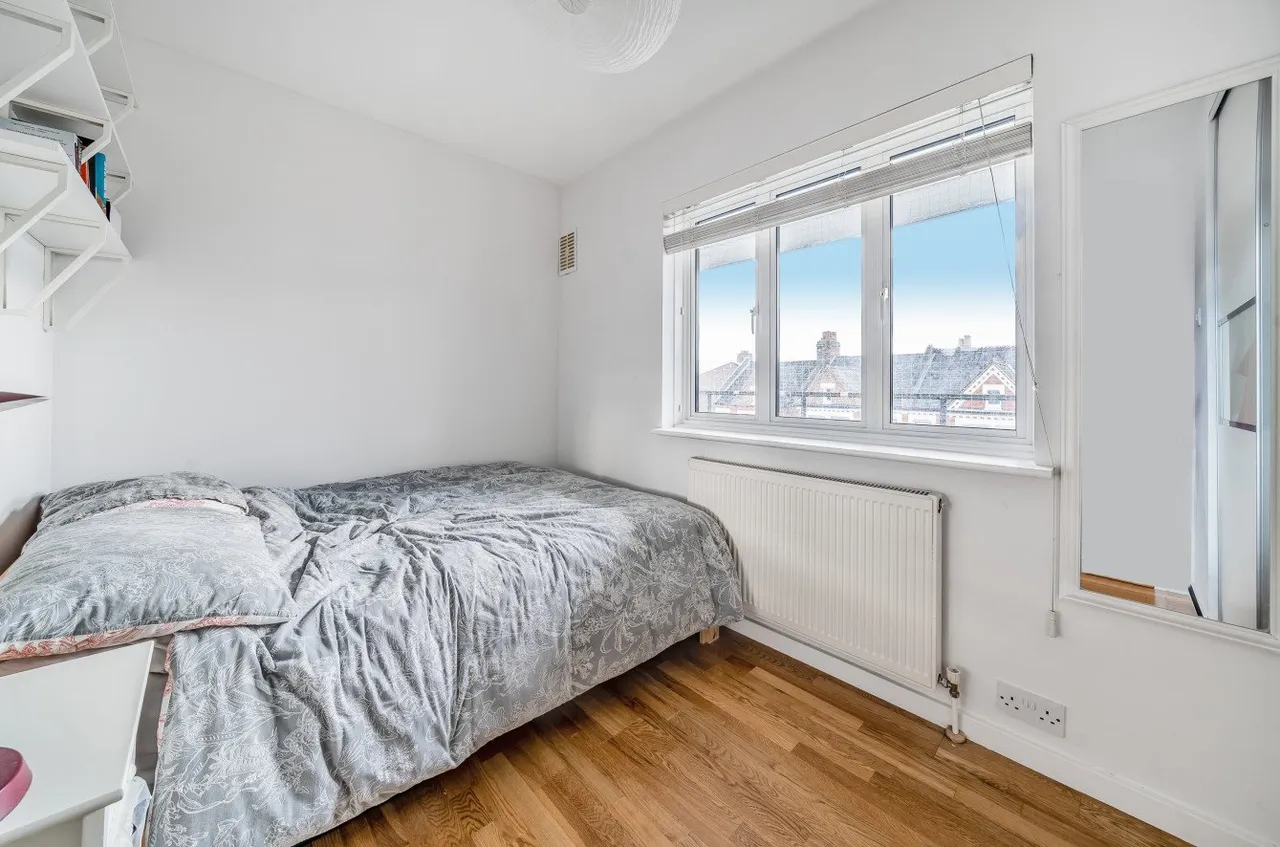 Lessar Avenue, Clapham, SW4, photo 8