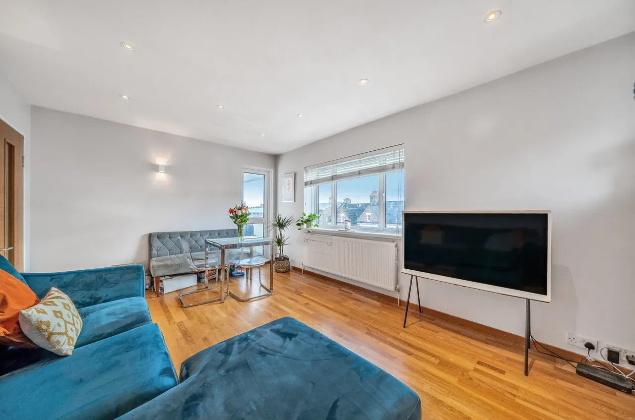 Lessar Avenue, Clapham, SW4, photo 11