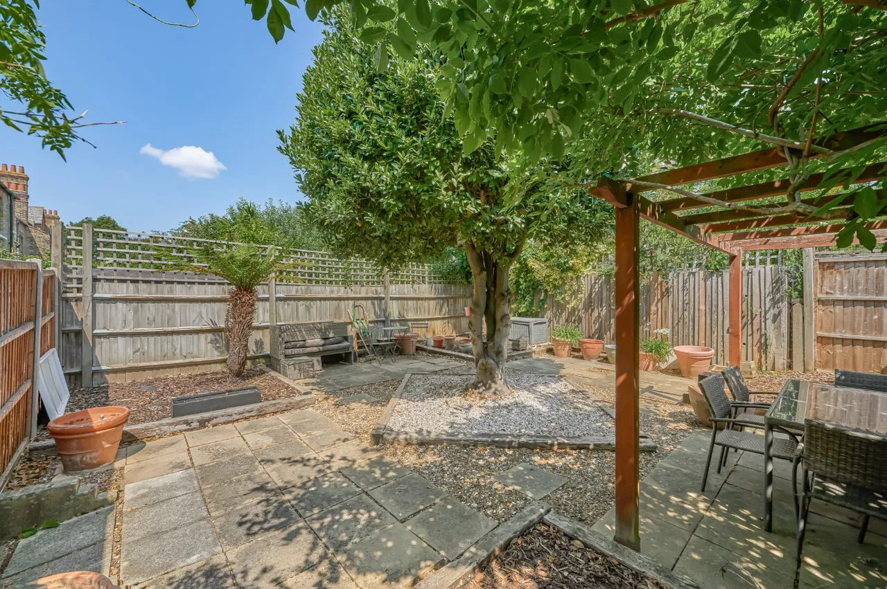 Lessar Avenue, Clapham, SW4, photo 16