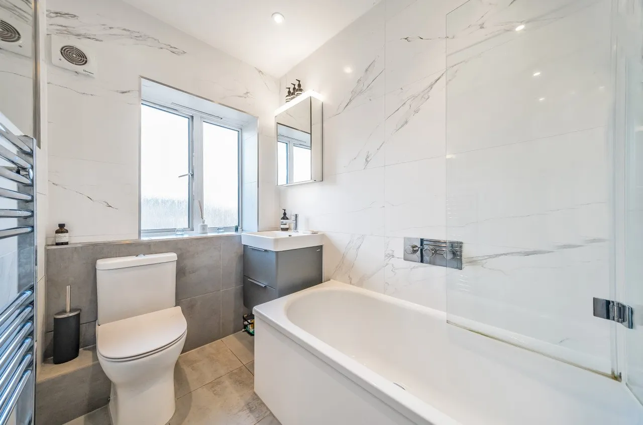 Lessar Avenue, Clapham, SW4, photo 6