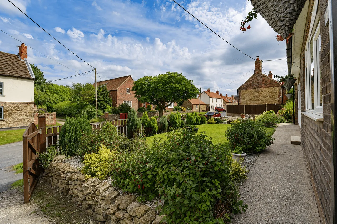 Stone Ridge Front Street, Alkborough, DN15, photo 16