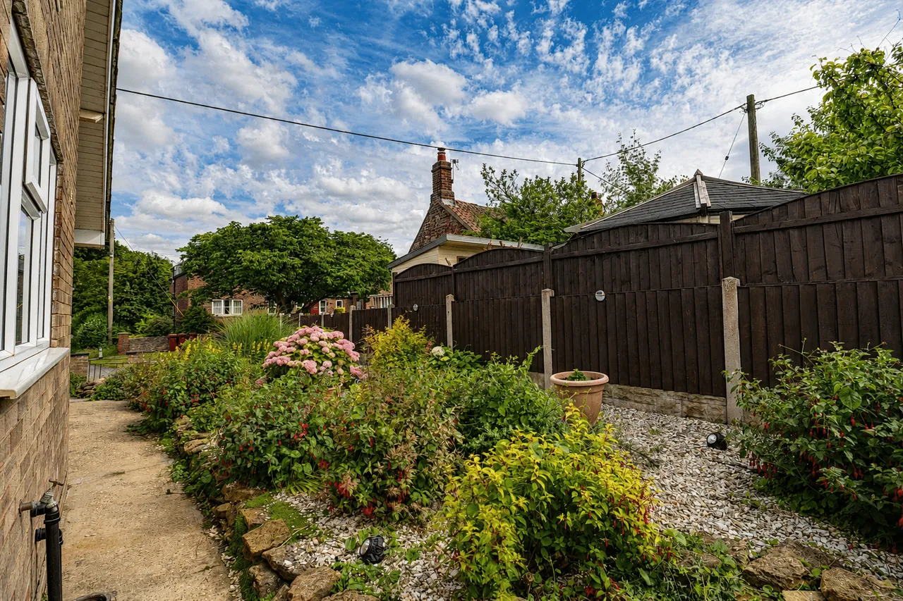 Stone Ridge Front Street, Alkborough, DN15, photo 15