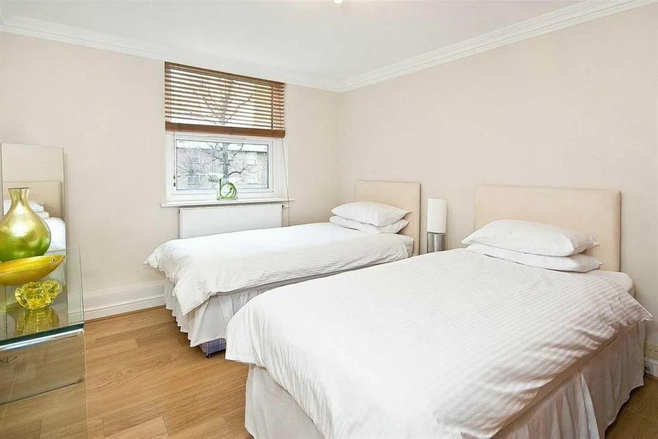 Boydell Court, St Johns Wood Park, St Johns Wood, photo 8