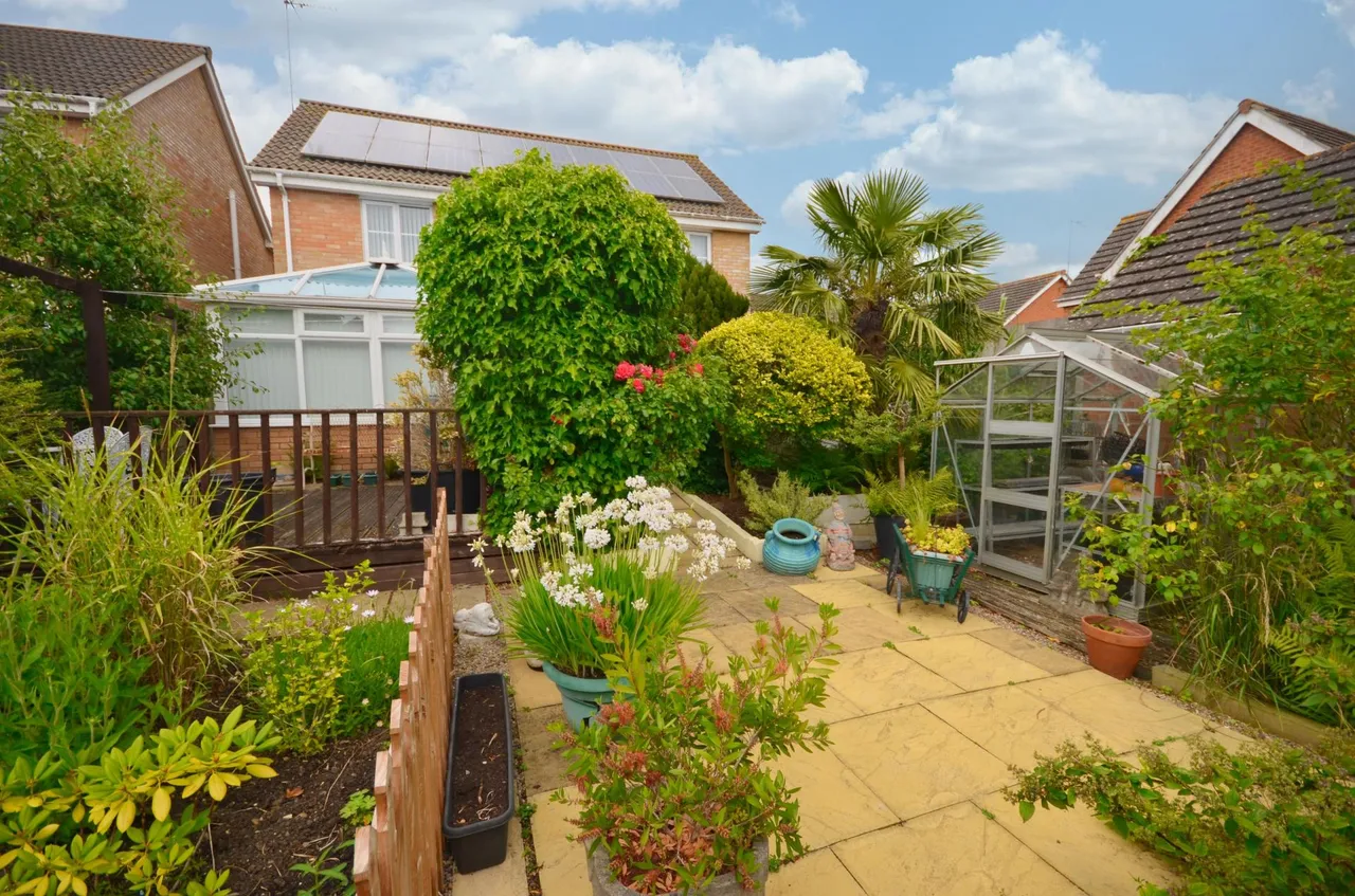 Powys Close, Oakley Vale, Corby, NN18, photo 6