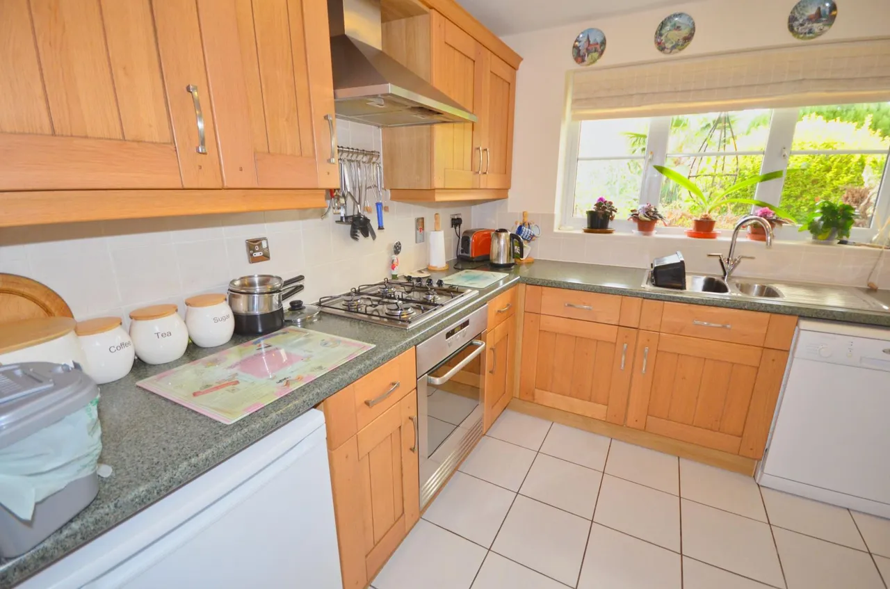 Powys Close, Oakley Vale, Corby, NN18, photo 11
